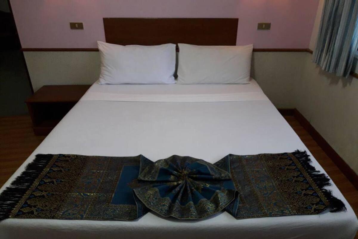 Krabi Grand Hotel Exterior photo